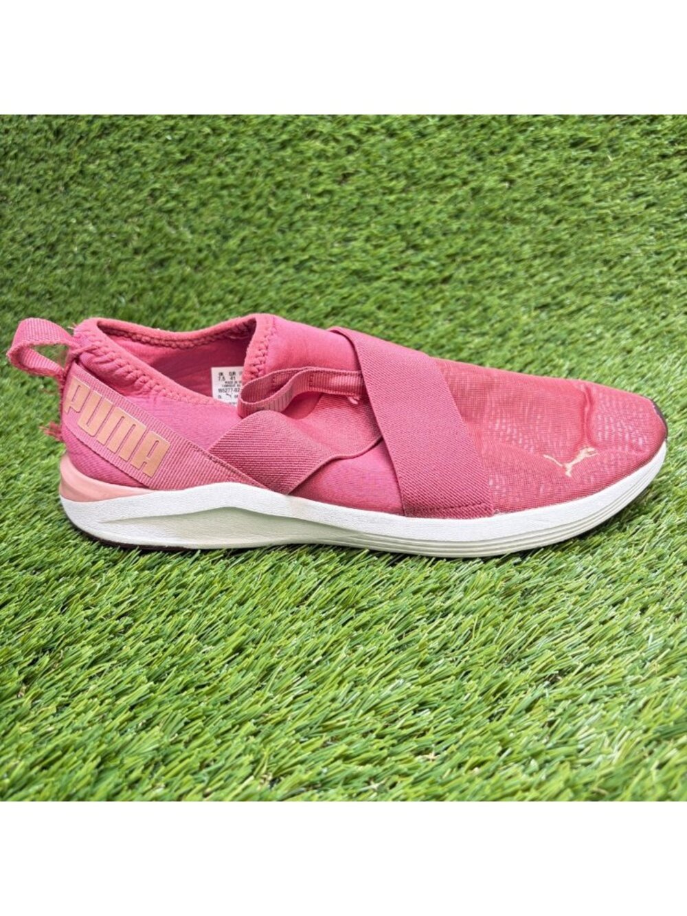 Puma Prowl Shine Womens Size 10 Pink Athletic Training Slip-On Shoes Sneakers